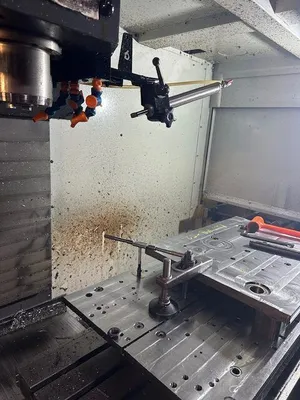 2012 HAAS VF-4 Vertical Machining Centers | Lion Machinery (5)