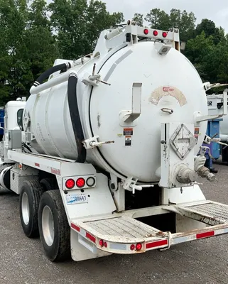 2017 Keith Huber Dominator DOT - Liquid Vac | American Contractors Equipment Supply (4)