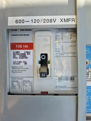Power Distribution Center (PDC) - 600 Amp Main Breaker