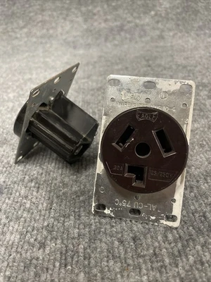Used Leviton ["N/A", "5207"] Misc Electrical & Power Parts | Davliegogo LLC #1709029