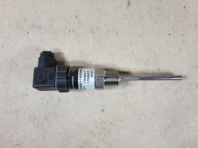 NEW NOSHOK 800--40/240-1-1-8-8-040-6