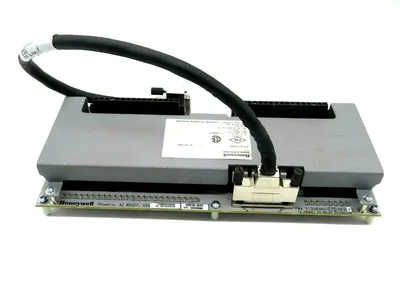 USED HONEYWELL CC-SD0R01 OUPUT RELAY MODULE REV. E 51308380-175 CCSD0R01