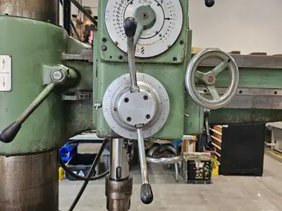 Used SUMMIT 3' X 8" Radial Drills British Columbia CA | Lenmark #1488848
