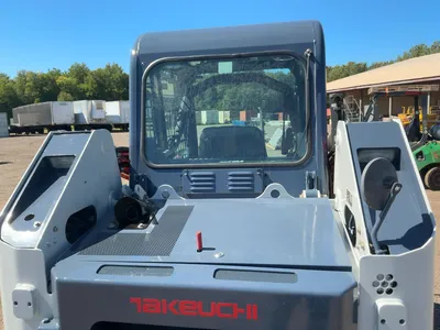 Used 2017 TAKEUCHI TL8 Compact Track Loaders Michigan US | Miedema Asset Management Group #1442553