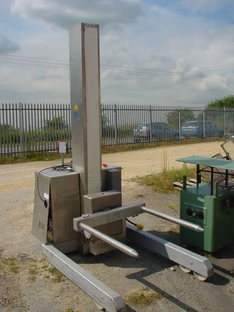 L B Bohle S/S Mobile Ibc Lifter/Tilter