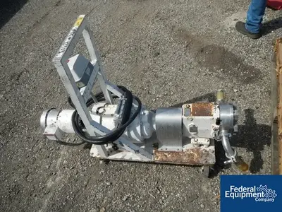 USED Waukesha Cherry-Burrell 1.5" WAUKESHA ROTARY LOBE PUMP, S/S, 2 HP