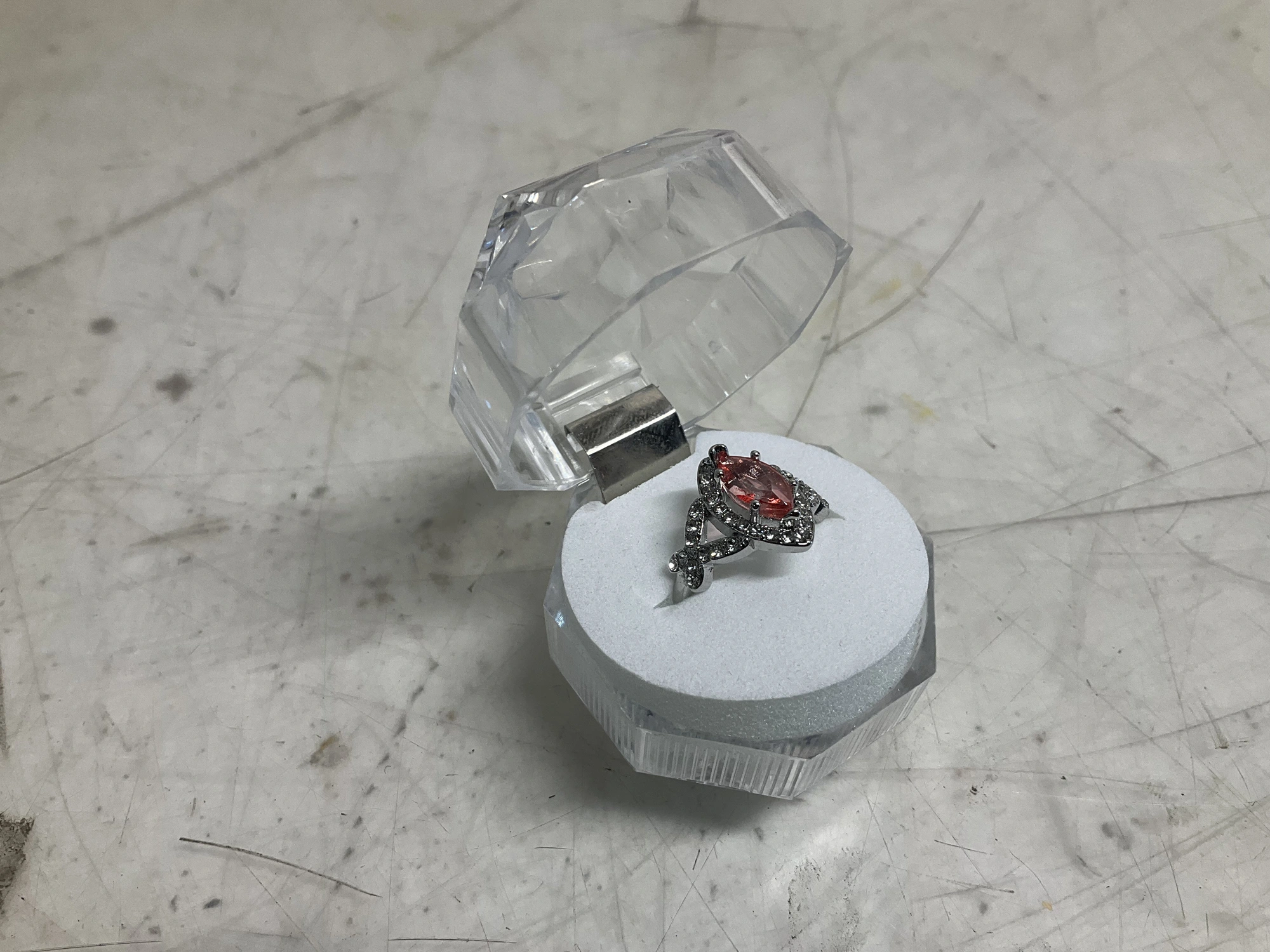 Used _UNKNOWN_ _UNKNOWN_ Jewelry & Gemstones Michigan US | Miedema Asset Management Group #1329860