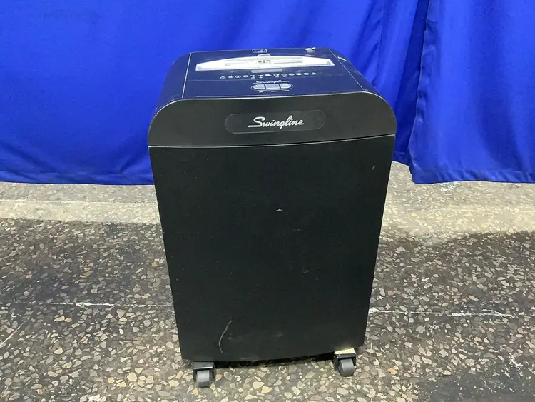 Used SWINGLINE DX2019 Paper Shredders Ohio US | HGR 24 #1305232