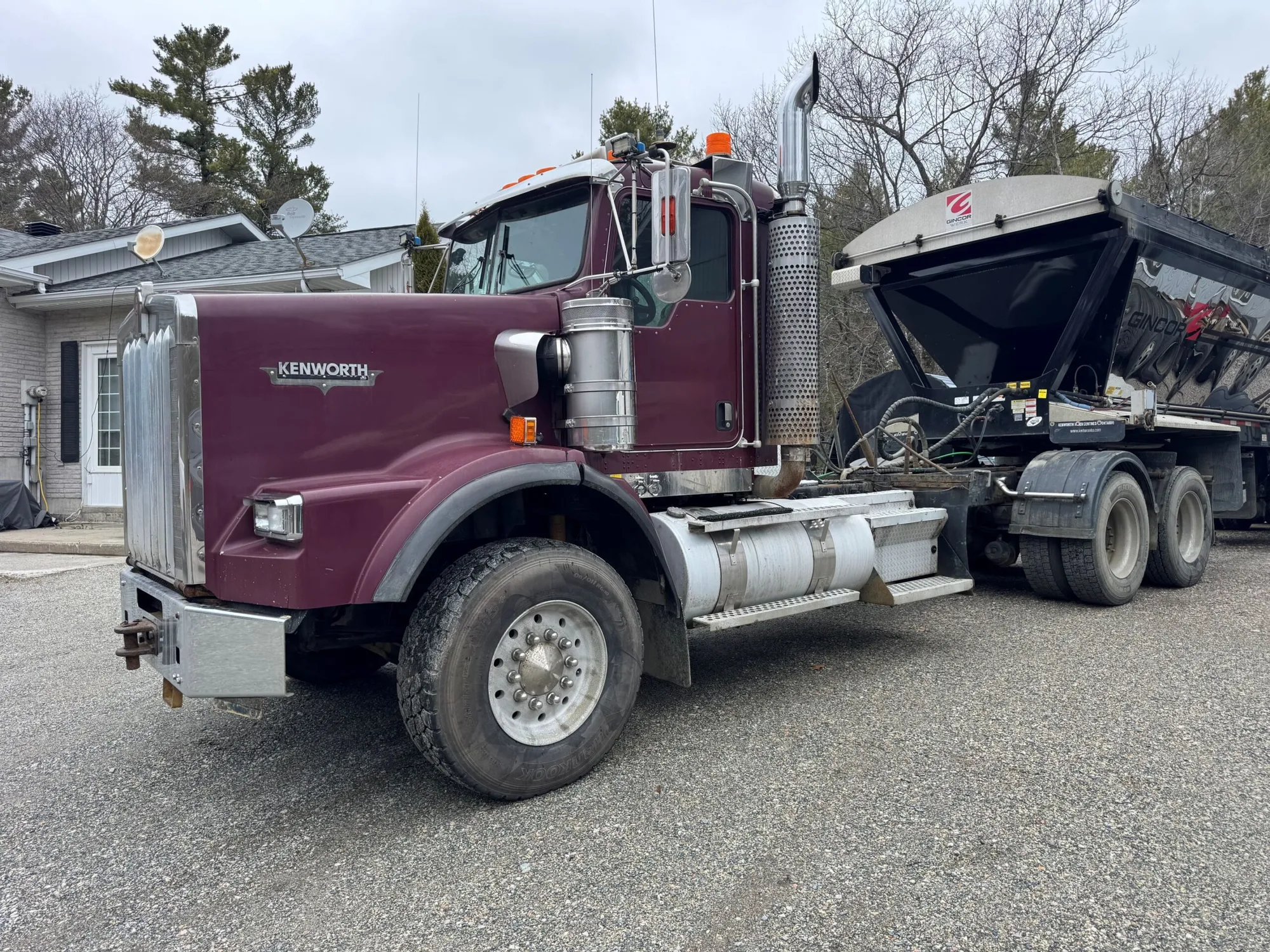 Used 2007 KENWORTH T-800 HIGH HOOD Conventional trucks Ontario CA | Driven Equipment Solutions #1423113
