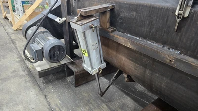 16 CU/FT Stainless Steel Lowe C-16 Platform Double Ribbon Blender, 7.5 HP