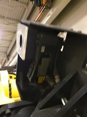 Used 2012 FANUC M900IB/700 6 AXIS CNC ROBOT WITH R30IB CONTROLLER  & 7TH AXIS 15' LONG TRACK. Robots | Harbor Machinery Inc. #1283286
