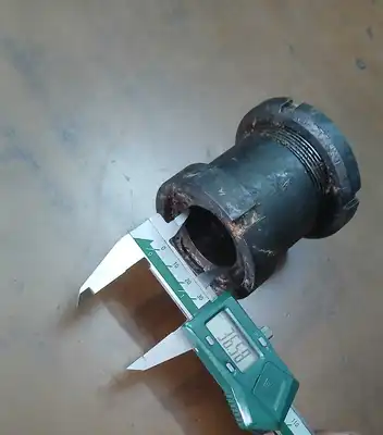 1983 ALFONS MALL KM Tube Conificator Impact Extrusion | H.E. Phipps Co. Inc. (15)