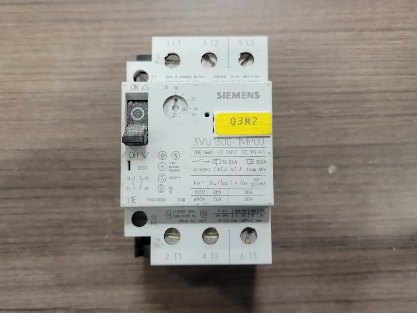 USED SIEMENS 3VU1300-1MP00