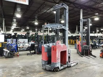 USED 2017 RAYMOND 750 DR32TT