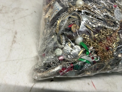 Used _UNKNOWN_ _UNKNOWN_ Jewelry & Gemstones Michigan US | Miedema Asset Management Group #1760497