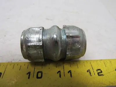 Various 3/4" Conduit Connectors Mixed Lot 13 Pc New