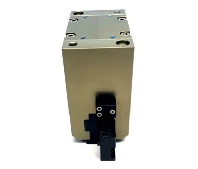 PGF 100-AS | Schunk  Universal Gripper, Size 100 23.5mm Stroke Per Jaw 1150N 340381 - New – Open box
