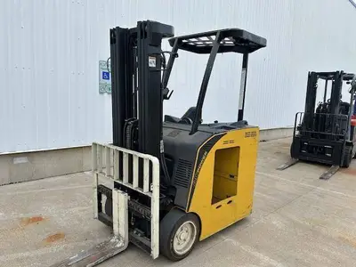 Used 2022 YALE ESC035AD 3-Wheel Stand up Electric Counterbalance Forklifts Illinois US | Somerset Equipment Sales #1546183