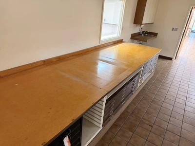 Used LARGE BUILT IN TABLE. COMES WITH TOP AND SUPPORTS. _UNKNOWN_ Work Benches Michigan US | Miedema Asset Management Group #1320834