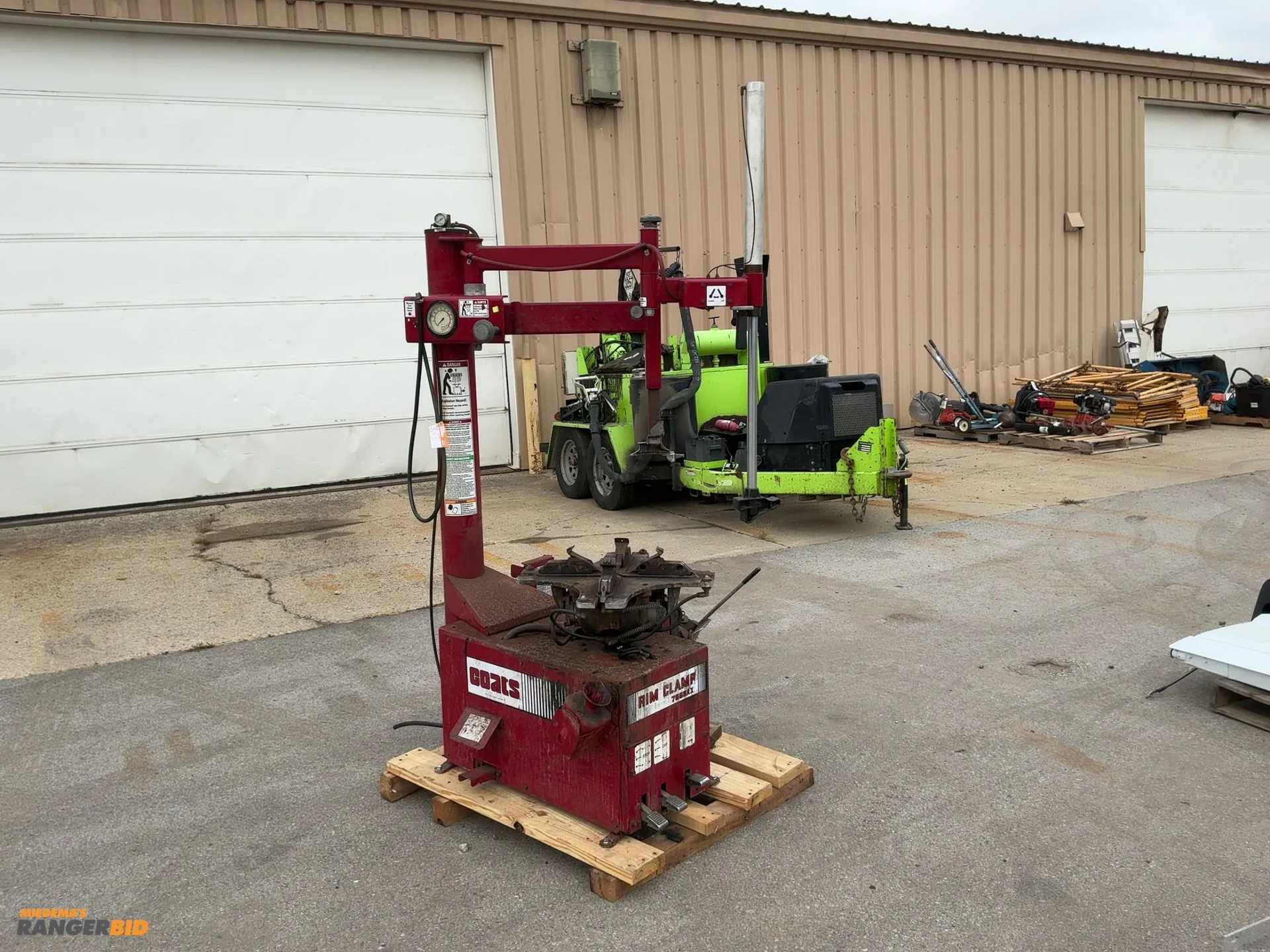Used _UNKNOWN_ _UNKNOWN_ Tire Balancers Michigan US | Miedema Asset Management Group #1580290