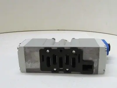 Parker H26WXBG2B9000CC 24 vdc Solenoid Valve NIB
