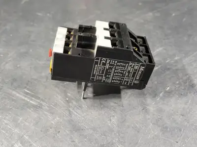 NEW MOELLER Z00-4