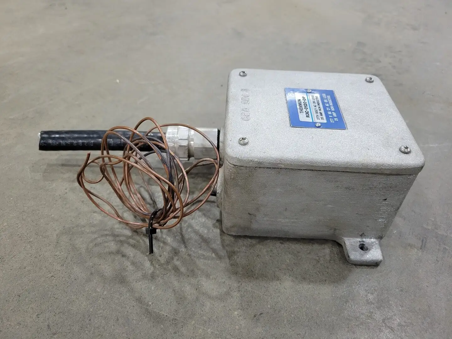 Used THERMON R3C-0120-DP Misc Electrical & Power Parts British Columbia CA | Lenmark #249440