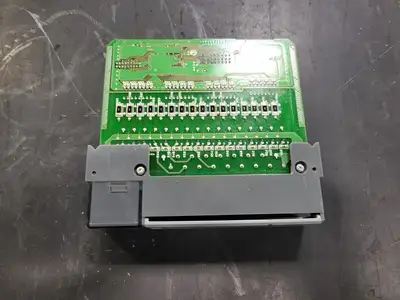 USED ALLEN-BRADLEY 1746-IA16