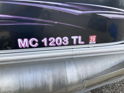 Used 2012 SYLVAN MIRAGE 8522 Boats (Misc) Michigan US | Miedema Asset Management Group #1406903