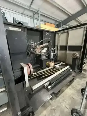 USED 2011 GENESIS Robots