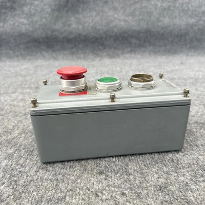Used Allen-Bradley 800T-3TZ Miscellaneous MRO California US | Davliegogo LLC #1708434