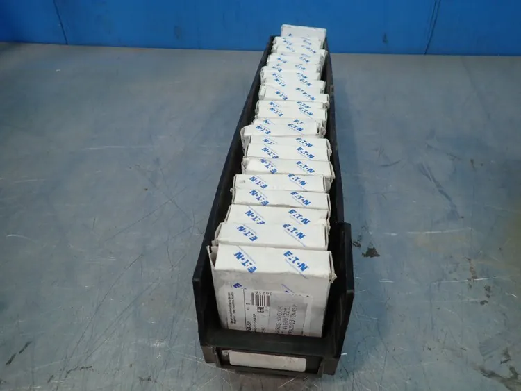 New | in-Stock EATON FAZD13/1NASP Circuit Breakers | HGR 24 #731940