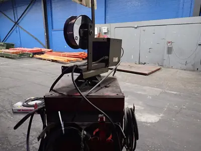 USED THE LINCOLN ELECTRIC COMPANY R3S325