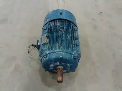 USED SIEMENS 1LA03244ES51