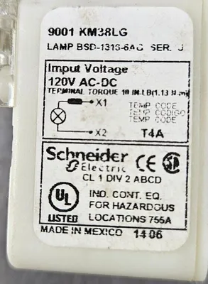 Schneider 9001 KM38LG Green Lens Push to Test Pilot Light. Loc4C-17