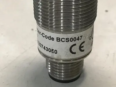 USED BALLUFF BCS-M18B4G2-PSC80C-S04G