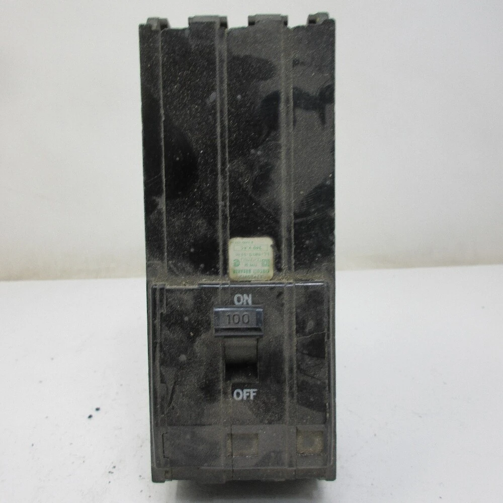 Square D Q13100 100 Amp Breaker