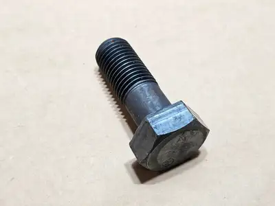 NEW KOMATSU 01010-62775