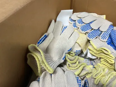 Gloves With Grip