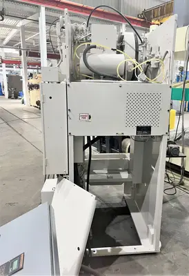 USED 1987 KOMATSU PRESSES KOMATSU OBP60 PRESS