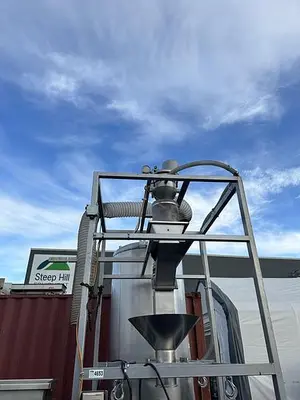Vac-U-Max Vacuum Loader