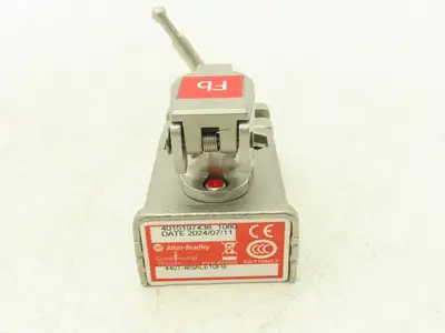 Allen Bradley 440T-MSALE10FB Guardmaster Trapped Key Interlock Switch No Key