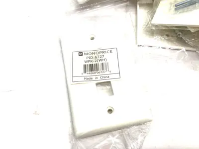 USED MONOPRICE 1-GANG WALL PLATE FOR KEYSTONE, 2-PORT WPK-2