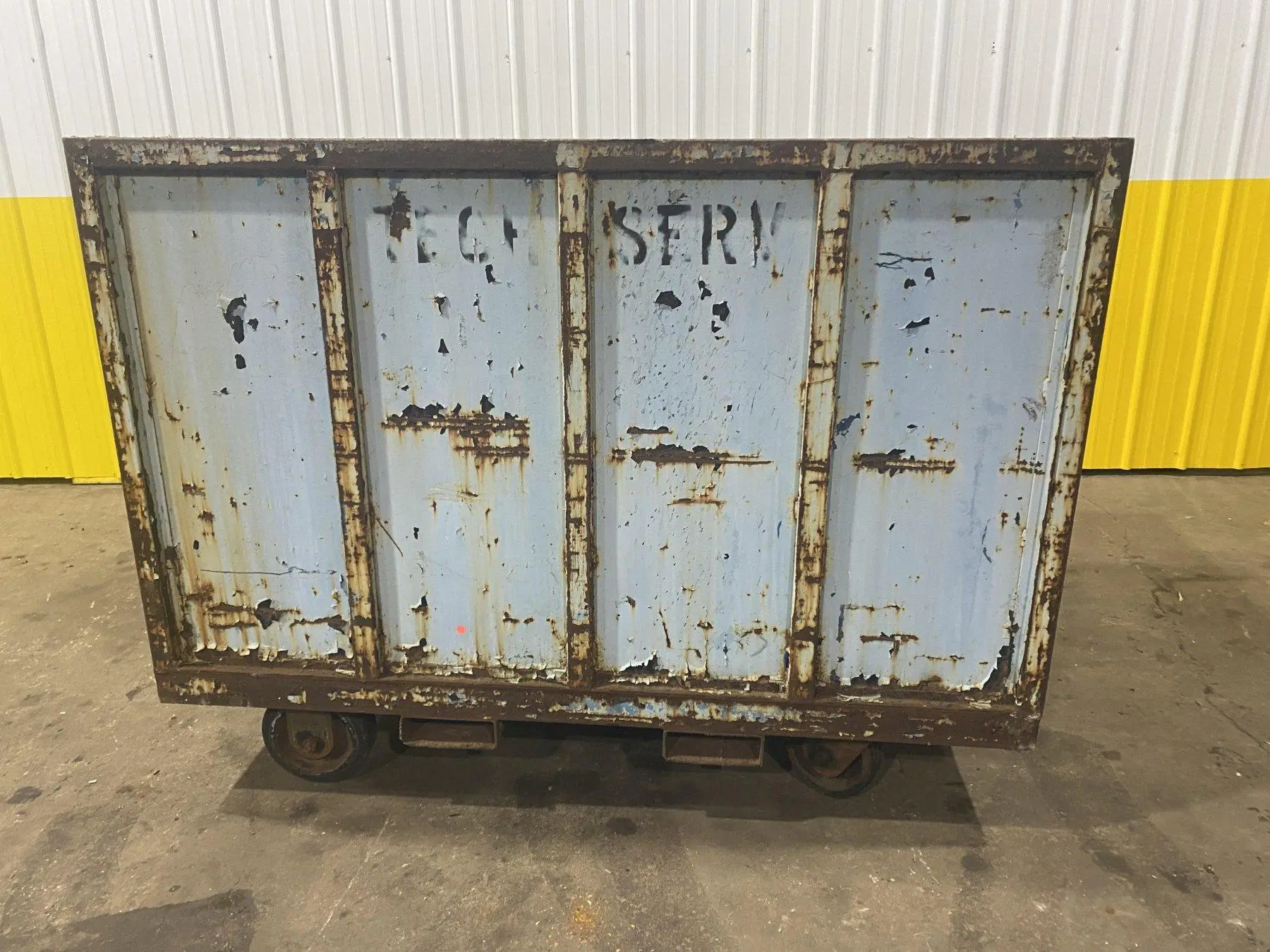 STORAGE BINS ON WHEELS: STOCK #21020