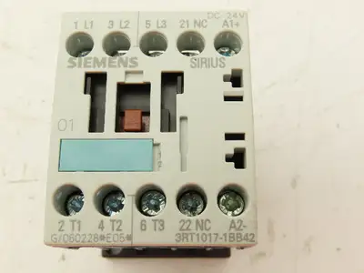 Siemens 3RT1017-1BB42 Contactor Auxiliary Contact Block 20A 600V