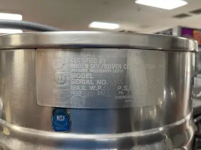 Used Groen Used Groen TDB/7-20 5 Gallon Electric Table Top Tilting Self-Contained Kettle - 240V 3Ph Cooking Kettles Illinois US | Falcon Restaurant Supply #1375880