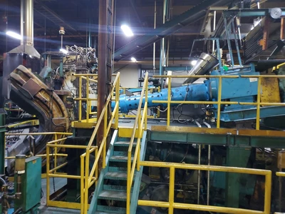 Nakata Triplex Sidewall Extruder