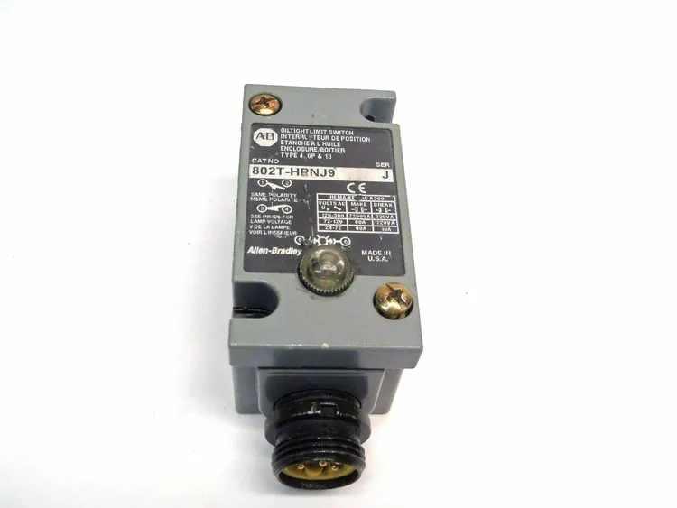 Used ALLEN BRADLEY OIL-TIGHT LIMIT SWITCH TYPE 4,6P,13 Relays & Switches | Maverick Industrial Sales #1109437