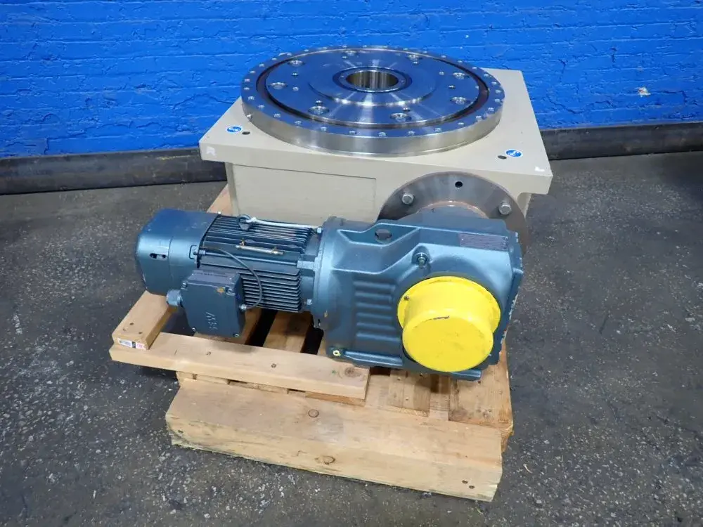USED 2017 MOTION MLP1400/4