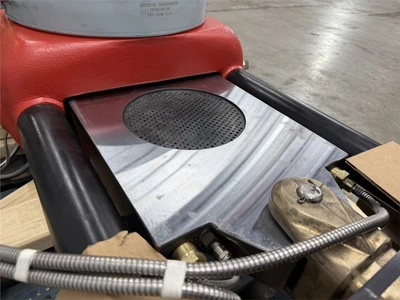 8″ Beringer Slide Plate Screen Changer